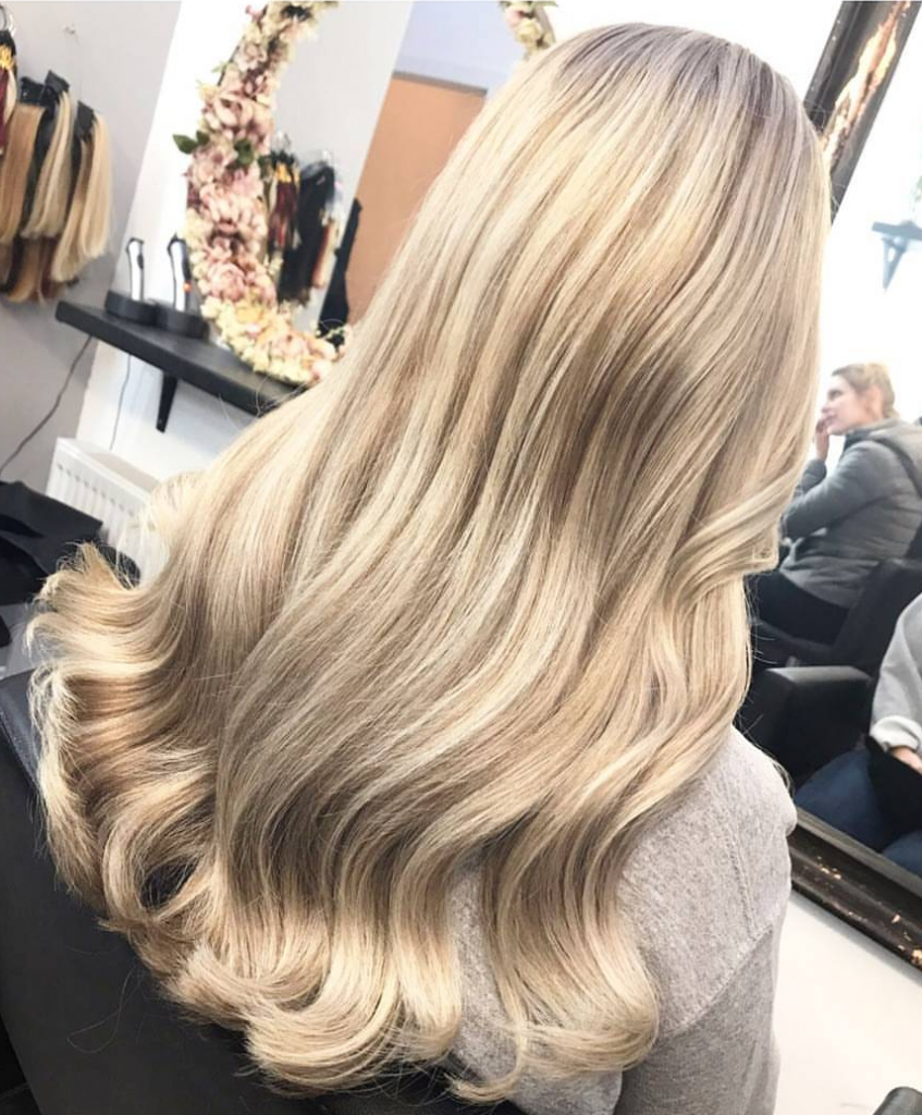 Hair Blond Salon